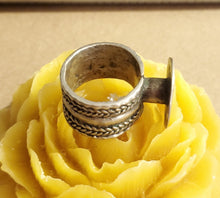 Load image into Gallery viewer, Antique Silver Ethiopian Ring size 8 tribal jewelry Hand Crafted ,Silver,Ethnic Jewelry,Tribal Jewelry