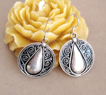 Load image into Gallery viewer, Traditional Old Silver Tuareg hoop earrings Ethnic Tribal,Ethnic Jewelry,sliver Earrings,Dangle & Drop Earrings,Tribal Jewelry,
