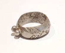 Load image into Gallery viewer, Antique Silver Ethiopian Wedding Ring size 9.5 tribal jewelry Hand Crafted, Silver, Ethnic Jewelry, Tribal Jewelry