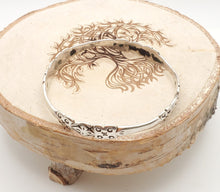 Load image into Gallery viewer, Antique Silver Moroccan Sahrawi bangle Bracelet Ethnic Tribal,Guedra Dance,Tribal Berber,Bracelet Mizam.Morocco,Western Sahara