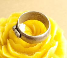 Load image into Gallery viewer, Antique Silver Ethiopian Wedding Ring size 11 tribal jewelry Hand Crafted, Silver, Ethnic Jewelry, Tribal Jewelry