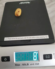 Load image into Gallery viewer, Antique natural amber bead from Morocco 8 gr, Amazigh amber, natural amber, amber jewelry, Berber genuine amber, Moroccan amber,
