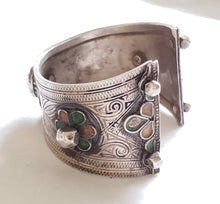 Load image into Gallery viewer, Antique SILVER Enamel Moroccan Berber Ida ou Nadif BRACELET,ethnic tribal,tribal bracelets,Moroccan jewelry,ethnic jewelry,Tuareg bracelets