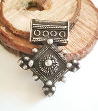 Load image into Gallery viewer, Moroccan Berber Old traditional 925 silver cross pendant,Berber Talisman,Berber Jewelry,African Jewelry,Moroccan Jewelry,Berber Ethnic,