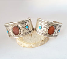 Load image into Gallery viewer, Antique Silver Bracelet Goldwashed Turkoman Tekke, Central Asia jewelry, Tribal Jewelry, Turkmen Bracelets, tribal bracelets, ethnic jewelry