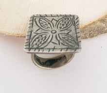 Load image into Gallery viewer, Moroccan antique Tuareg SILVER RING size US 8 tribal jewelry,Tuareg jewelry, Sahara ring,Moroccan silver,tribal jewelry,Tuareg silver
