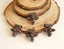 Load image into Gallery viewer, Moroccan Berber Old Silver Cross Pendant, Berber Amulet,Berber Talisman,Berber Jewelry,African Jewelry,Moroccan Jewelry,Berber Ethnic,