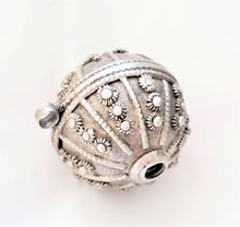 Load image into Gallery viewer, Old silver hallmarked beads from Yemen circa 1910s,Hand Crafted Silver,Ethnic Jewelry,Tribal Jewelry,