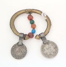 Load image into Gallery viewer, antique silver coins glass baeds Tuareg head ornament,Mauritania glass,Berber Jewelry,African Jewelry,Moroccan Jewelry,Berber Ethnic,