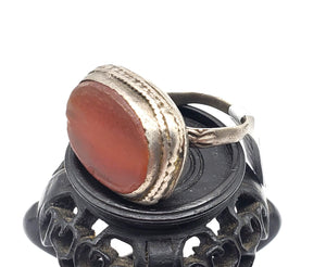 Antique Silver Ancient Carnelian Ring size 8 Yemen tribal jewelry,Old silver ,Hand Crafted Silver,Yemen Jewelry ,filigree Jewelry