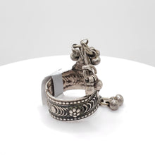 Load image into Gallery viewer, Antique Bawsani Yemen Silver wedding Ring size 9.5 Yemen tribal ,tribal jewelry ,Hand Crafted Silver,Yemen Jewelry ,filigree Jewelry
