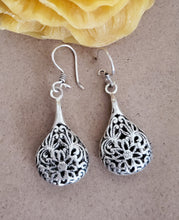 Load image into Gallery viewer, Moroccan Berber Filigree Sterling Silver Dangle Earrings silver 925,Berber Jewelry,sliver Earrings,Dangle &amp; Drop
