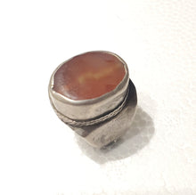 Load image into Gallery viewer, Antique Yemen silver ring with Ancient Carnelian size 11 ,Yemen ring, Agate ring, Middle East jewelry, Islamic ring, Eye of Allah
