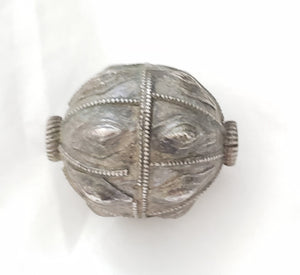 Old silver hallmarked beads from Yemen circa 1910s,Hand Crafted Silver,Ethnic Jewelry,Tribal Jewelry,