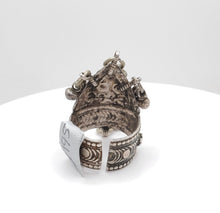 Load image into Gallery viewer, Antique Bawsani Yemen Silver wedding Ring size 9.5 Yemen tribal ,tribal jewelry ,Hand Crafted Silver,Yemen Jewelry ,filigree Jewelry
