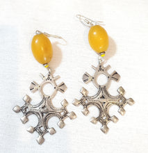 Load image into Gallery viewer, Moroccan Vintage Silver Tuareg Earring Amber, Tribal Earring, Moroccan Earring, Tuareg Earring, Tuareg jewelry
