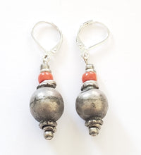Load image into Gallery viewer, Antique silver coral Beads Earrings Ethnic Tribal
