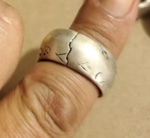 Load image into Gallery viewer, Antique Silver Ethiopian Wedding Ring size 7 tribal jewelry Hand Crafted, Silver, Ethnic Jewelry, Tribal Jewelry
