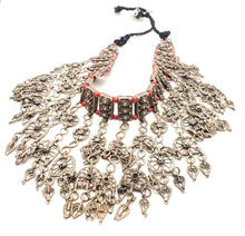 Load image into Gallery viewer, Antique Yemen Bawsani coral Silver granulated Dangled Beads Necklace circa 1910s
