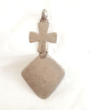 Load image into Gallery viewer, Unique Ethiopian Christian Old 925 silver pendant, Christian Pendant, Ethnic Tribal,Handmade,Ethiopian Jewelry
