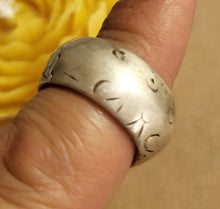 Load image into Gallery viewer, Antique Silver Ethiopian Wedding Ring size 7 tribal jewelry Hand Crafted, Silver, Ethnic Jewelry, Tribal Jewelry
