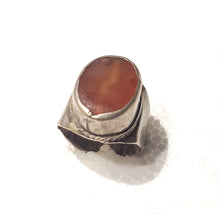 Load image into Gallery viewer, Antique Yemen silver ring with Ancient Carnelian size 11 ,Yemen ring, Agate ring, Middle East jewelry, Islamic ring, Eye of Allah
