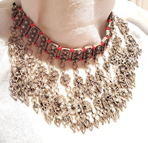 Antique Yemen Bawsani coral Silver granulated Dangled Beads Necklace circa 1910s