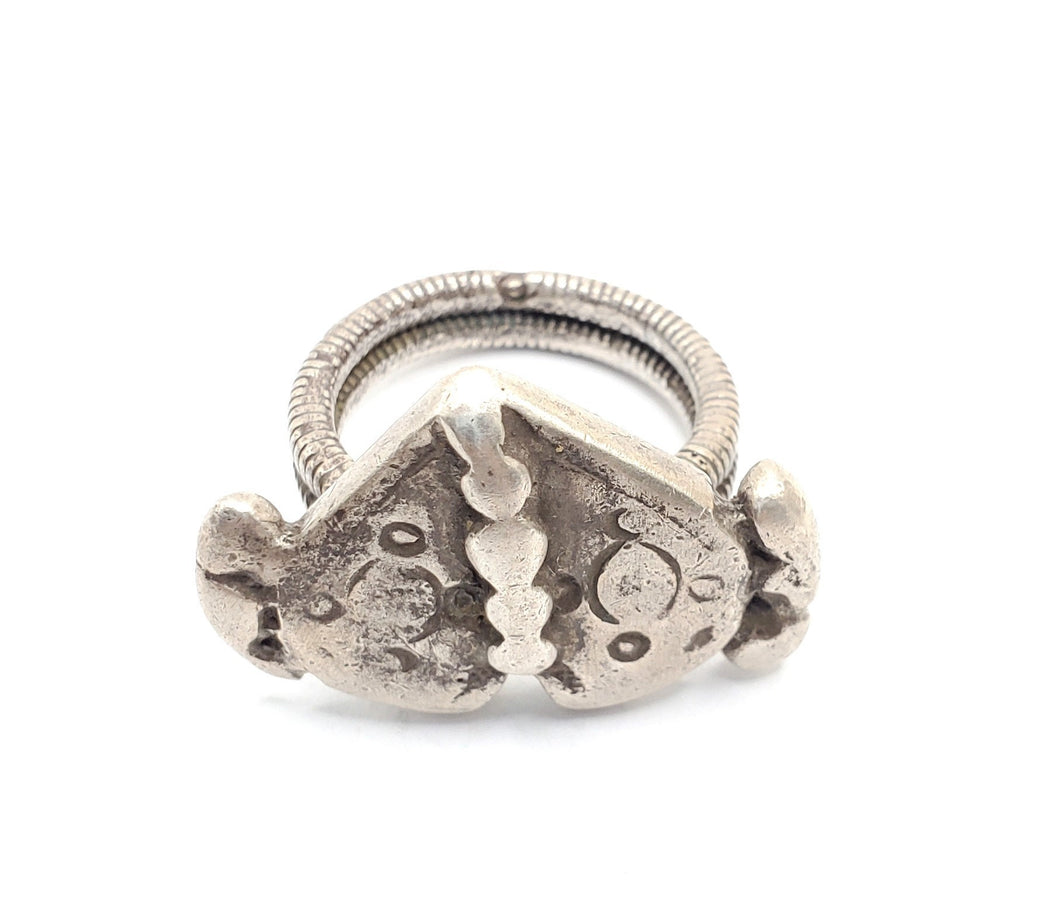 Antique Tuareg Silver Ring: Moroccan Tribal Jewelry, Size 9