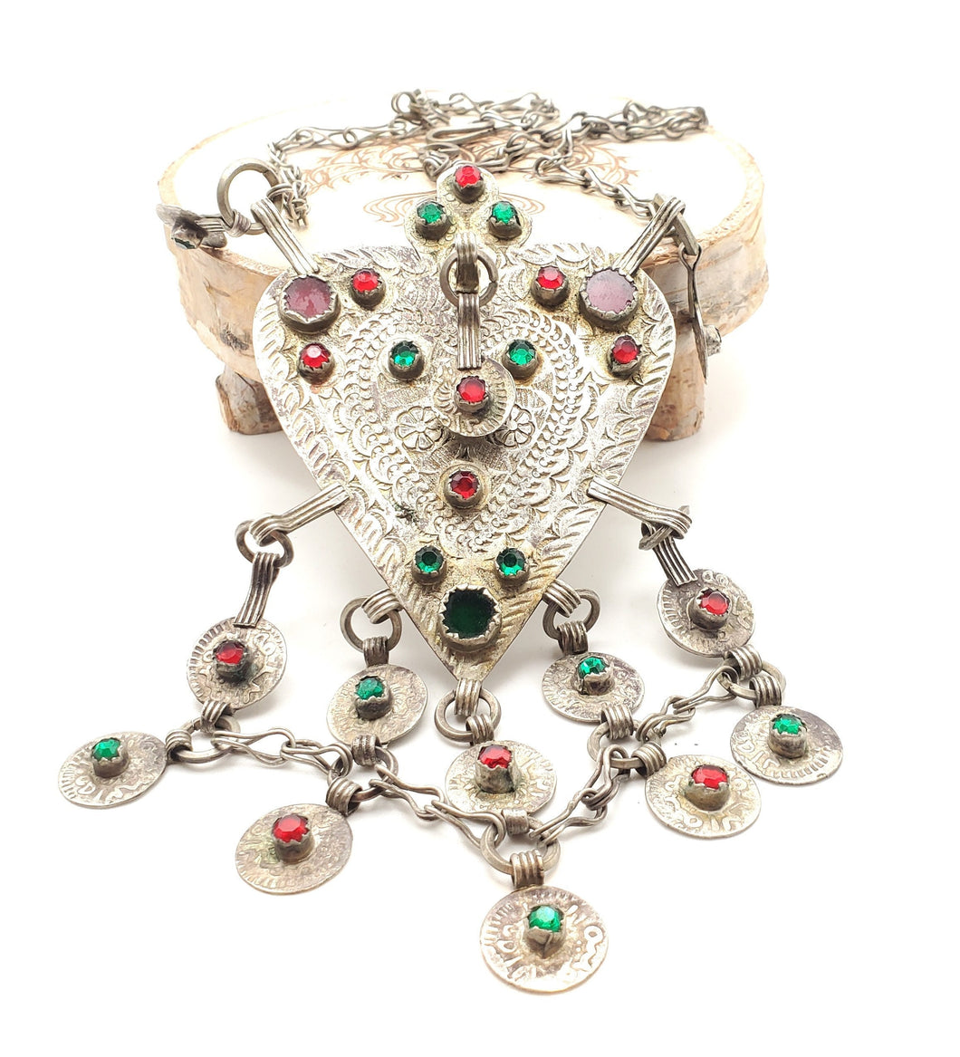 Moroccan Berber Silver Coin Pendant Necklace: Amazigh Jewelry