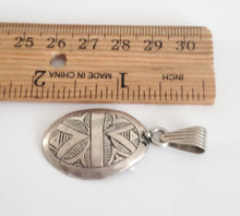 Load image into Gallery viewer, Berber Sahara 925 Silver Pendant: Moroccan Ethnic Tribal Talisman
