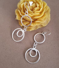 Load image into Gallery viewer, Moroccan Berber Sterling Silver Dangle Earrings: Circle Design
