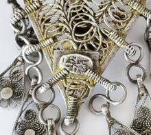 Load image into Gallery viewer, Antique large Yemen Silver/gold Bawsani filigree silver dangles pendant,Bawsani, silver Pendant,Yemen jewelry,valentine gift
