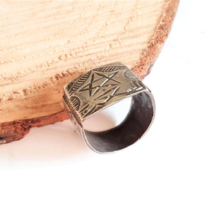 Moroccan antique Talismanic Berber Silver Ring size 8,tribal jewelry,Moroccan jewelry Hand Crafted ,Silver,Ethnic Jewelry,Tribal Jewelry