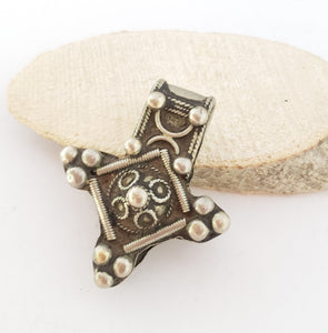 Moroccan Berber Old traditional silver cross pendant,Berber Talisman,Berber Jewelry,African Jewelry,Moroccan Jewelry,Berber Ethnic,