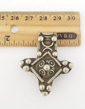 Load image into Gallery viewer, Moroccan Berber Old traditional silver cross pendant,Berber Talisman,Berber Jewelry,African Jewelry,Moroccan Jewelry,Berber Ethnic,
