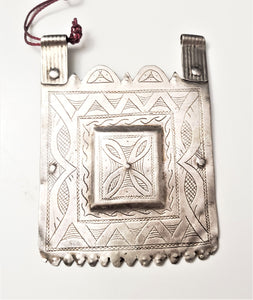 Antique large Tuareg Silver Pendant from Niger, Old African Pendant, Jewelry Making Supplies ,Tuareg jewelry,African jewelry