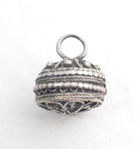 Antique Yemen Silver Bawsani pendant',silver dangles,Bawsani Yemen,filigree pendant,tribal jewelry,Vintage Bedouin