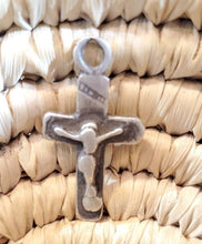 Load image into Gallery viewer, Ethiopian 925 silver cross pendant, silver ,silver cross Jewelry, Ethiopian Jewelry, Handcrafted pendant
