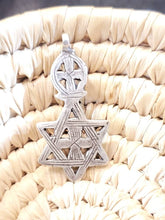 Load image into Gallery viewer, Ethiopian 925 silver Star of david pendant, silver Star ,silver Jewelry, Ethiopian Jewelry, Handcrafted pendant
