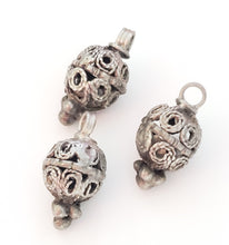Load image into Gallery viewer, 3 Old Yemen silver bead circa 1930s
