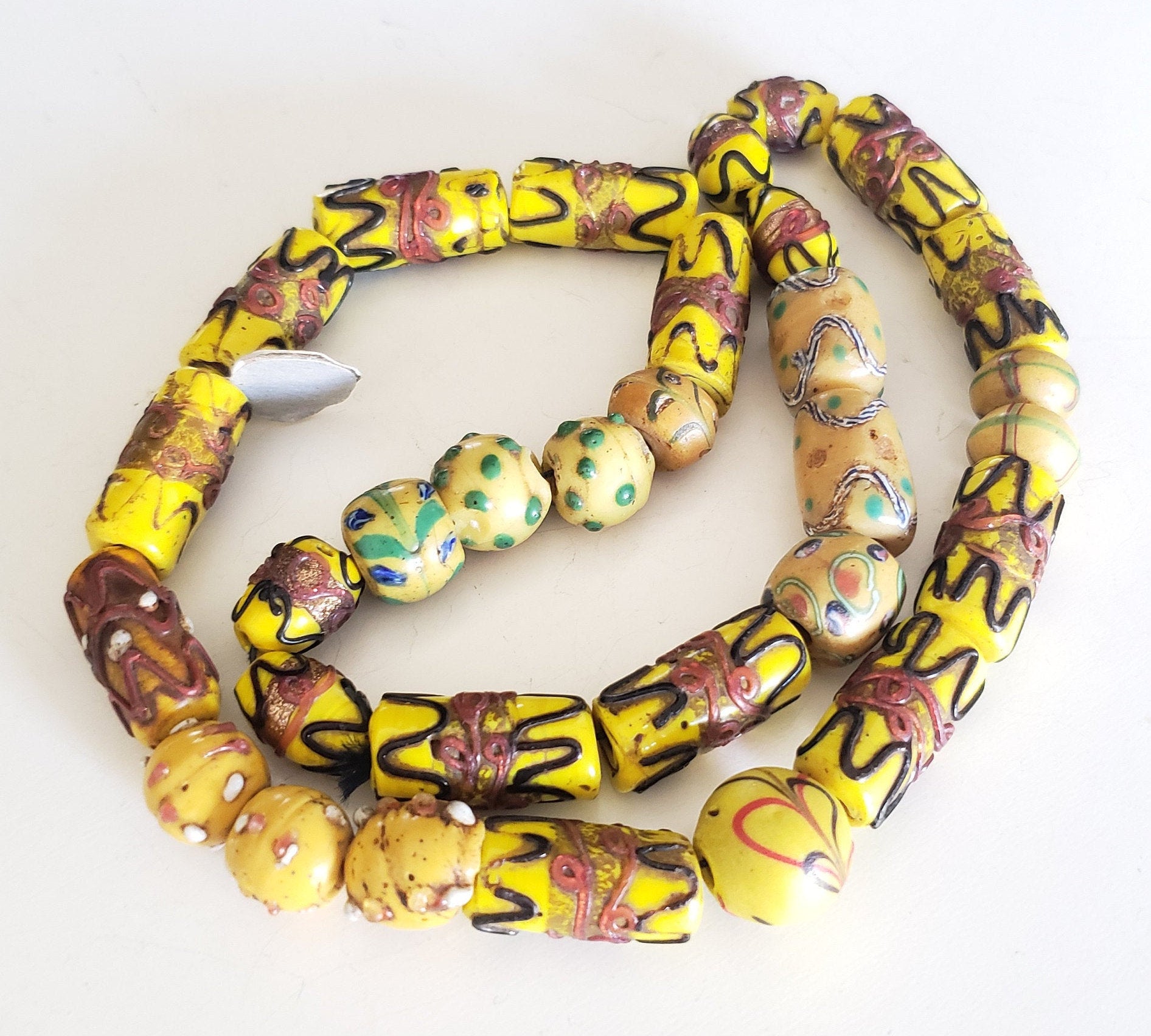 Venetian Trade Beads Striped Yellow Africa outlet 30 Inch 132856